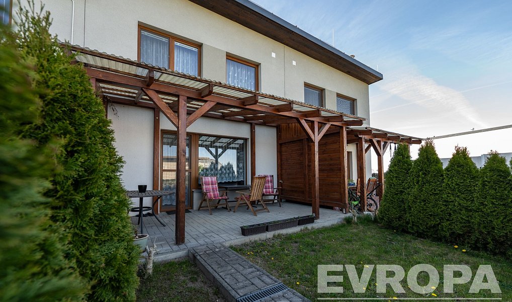 Prodej domu 130 m² s pozemkem 220 m², Buštěhrad – fotka 1 z 16