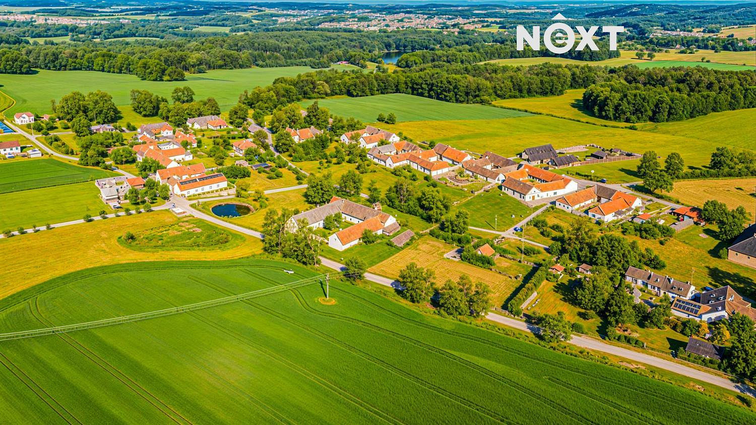 Prodej stavebního pozemku 902 m² – pohled 4
