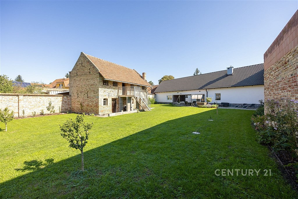 Prodej domu 127 m² s pozemkem 512 m², Uhřice