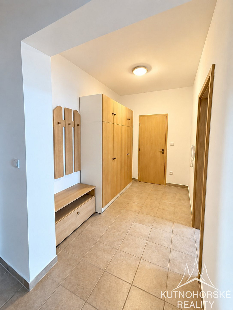 Pronájem bytu 2+kk 52 m² – fotografie 2