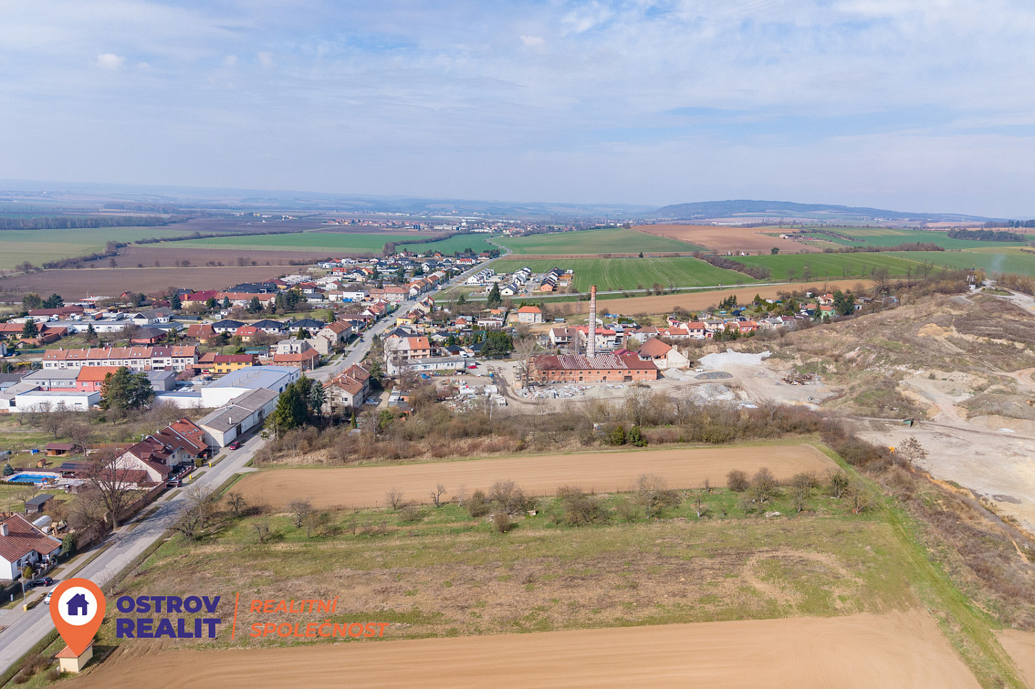 Prodej stavebního pozemku 2 369 m² – fotografie 5