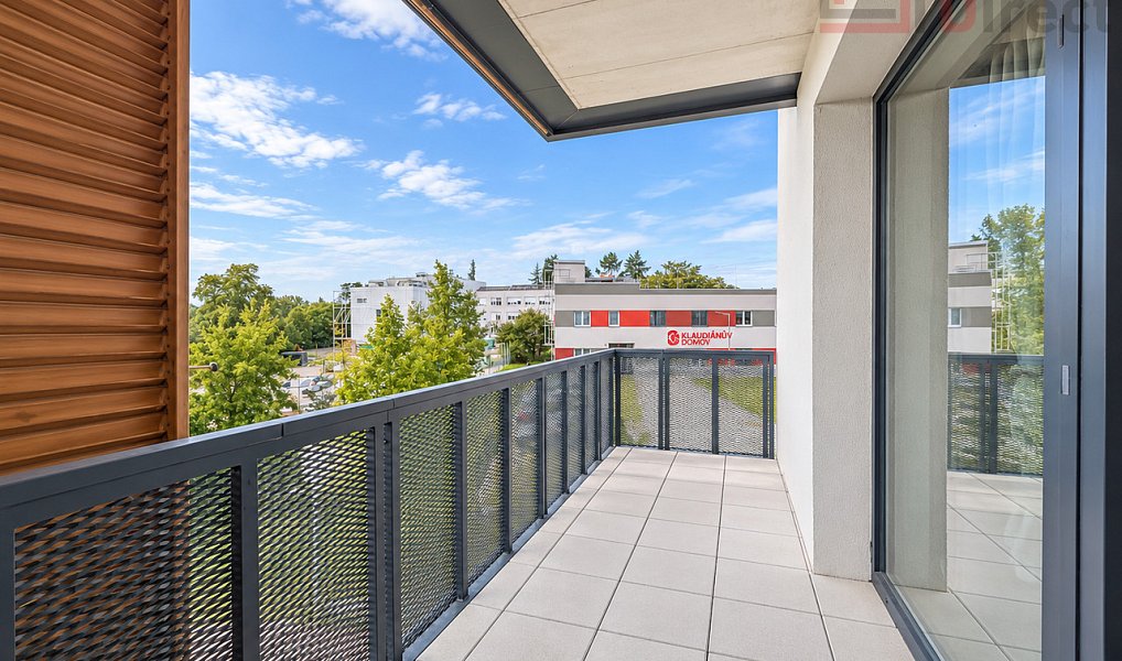 Pronájem bytu 1+kk 48 m², Mladá Boleslav – náhled fotky 3
