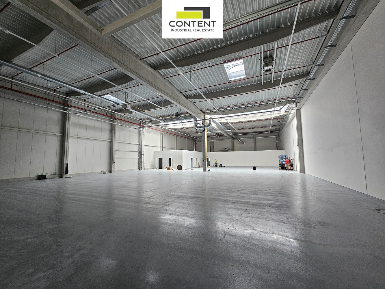 Pronájem výrobních prostor 4 608 m² — photo 2