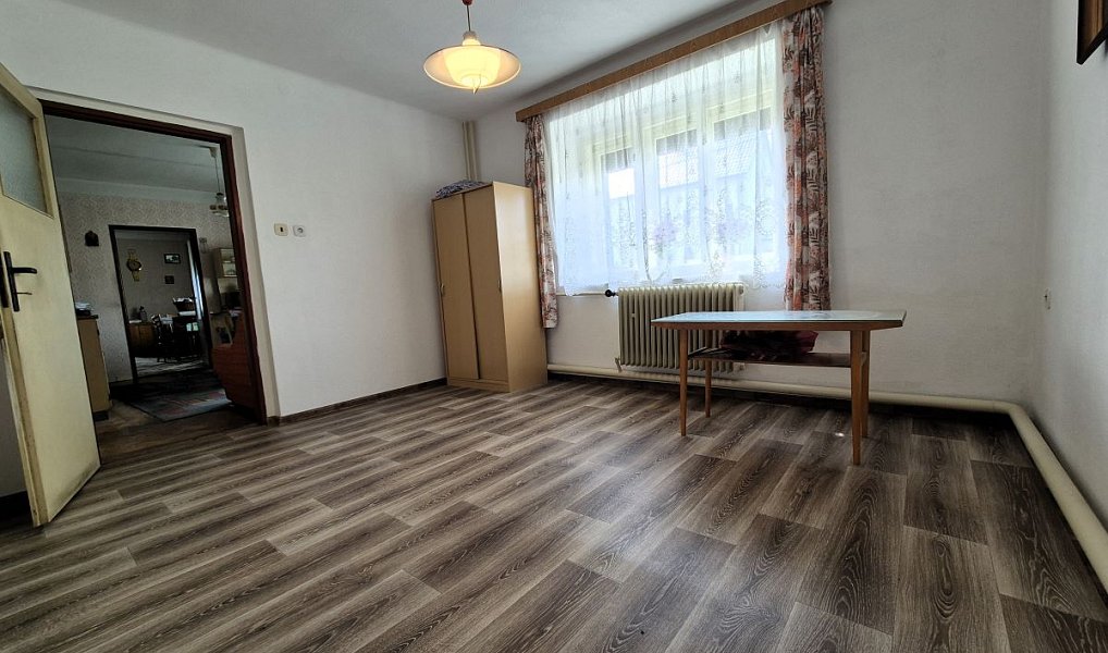 Prodej domu 239 m² s pozemkem 1 451 m², Zalužany – náhled fotky 13