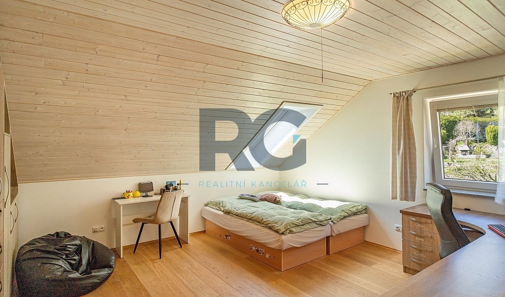 Prodej domu 491 m² s pozemkem 1 781 m², Písek – náhled fotky 16
