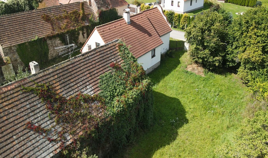 Prodej zemědělského objektu 963 m², Drhovle – náhled fotky 7