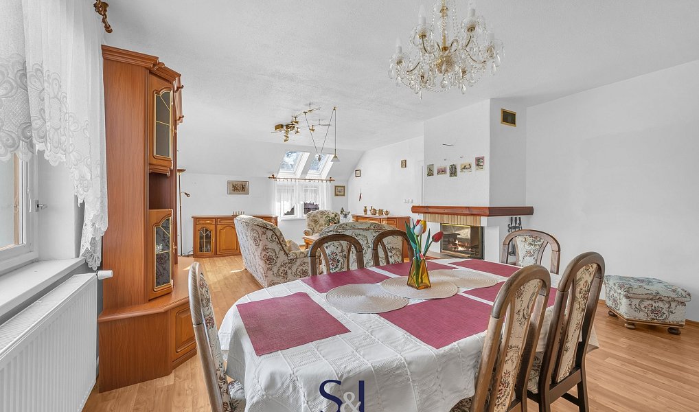 Prodej domu 240 m² s pozemkem 1 732 m², Nový Bor – náhled fotky 32