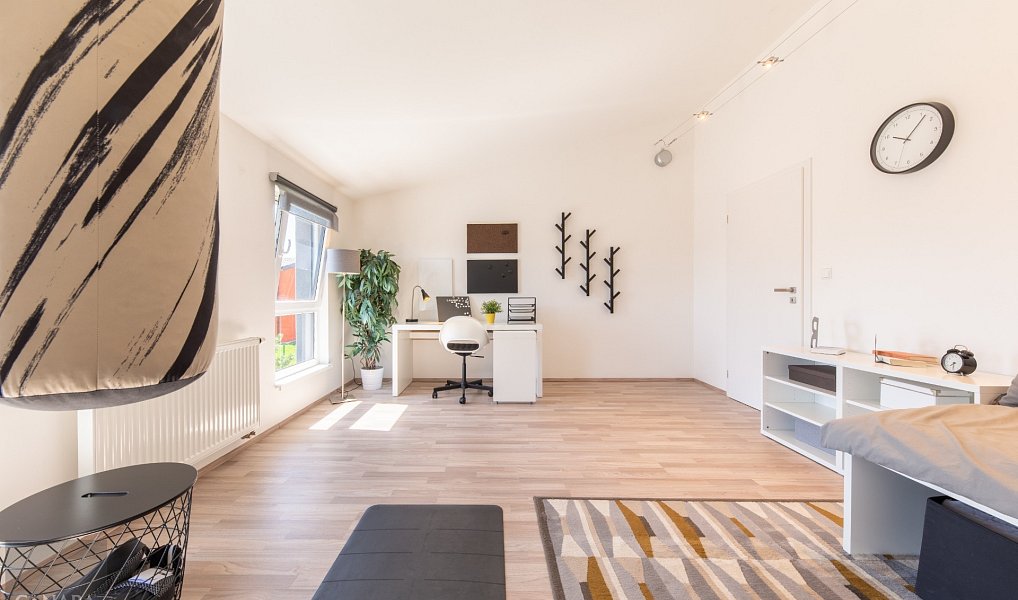 Prodej domu 161 m² s pozemkem 1 m², Dobříš – náhled fotky 2