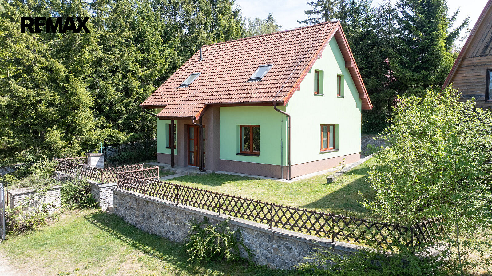Prodej domu 112 m² s pozemkem 275 m²