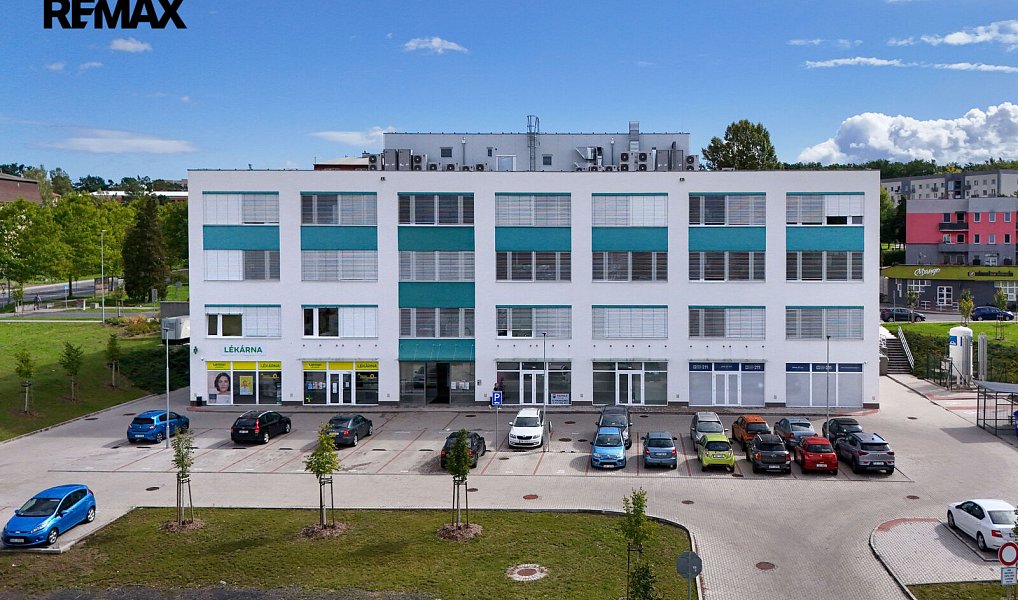 Pronájem komerčního objektu (jiného typu) 41 m², Milovice – náhled fotky 2