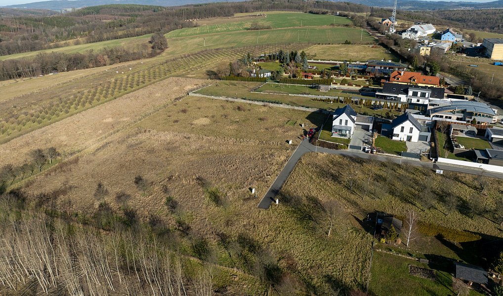 Prodej stavebního pozemku 749 m², Zlín – náhled fotky 12