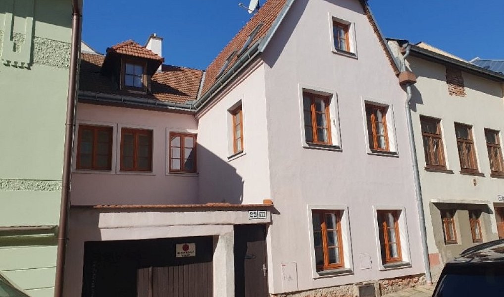 Prodej domu 220 m² s pozemkem 100 m², Jihlava – fotka 1 z 30