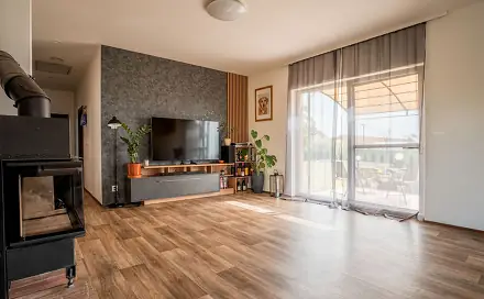Prodej domu 129 m² s pozemkem 1 095 m², Chorušice - Velký Újezd, okres Mělník