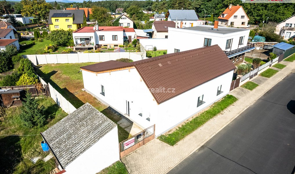 Prodej domu 460 m² s pozemkem 225 m², Vědomice – fotka 1 z 48
