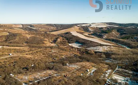Prodej pozemku 2 896 m², Hustopeče, okres Břeclav