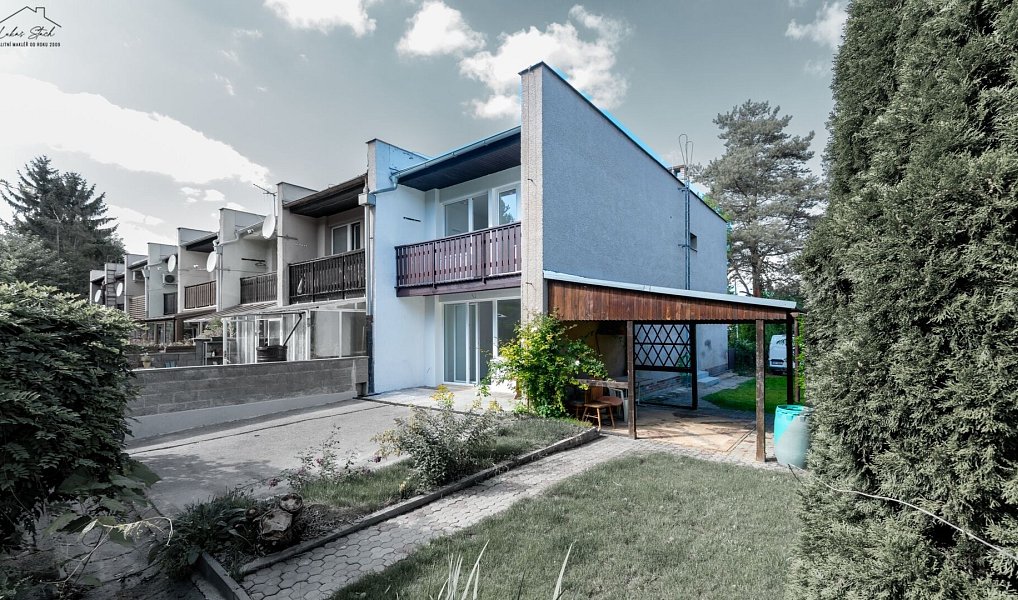 Prodej domu 170 m² s pozemkem 450 m², Únětice – fotka 1 z 33