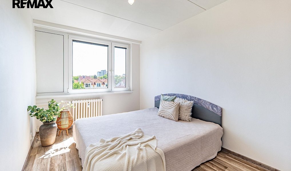 Prodej bytu 2+kk 45 m², Praha – náhled fotky 3