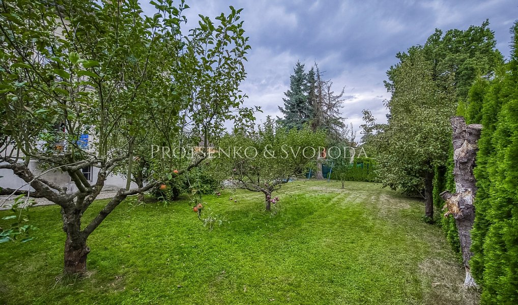 Prodej domu 652 m² s pozemkem 885 m², České Budějovice – náhled fotky 24