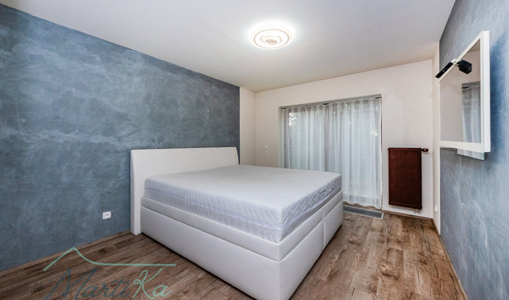 Prodej domu 238 m² s pozemkem 1 541 m², Neveklov – náhled fotky 9