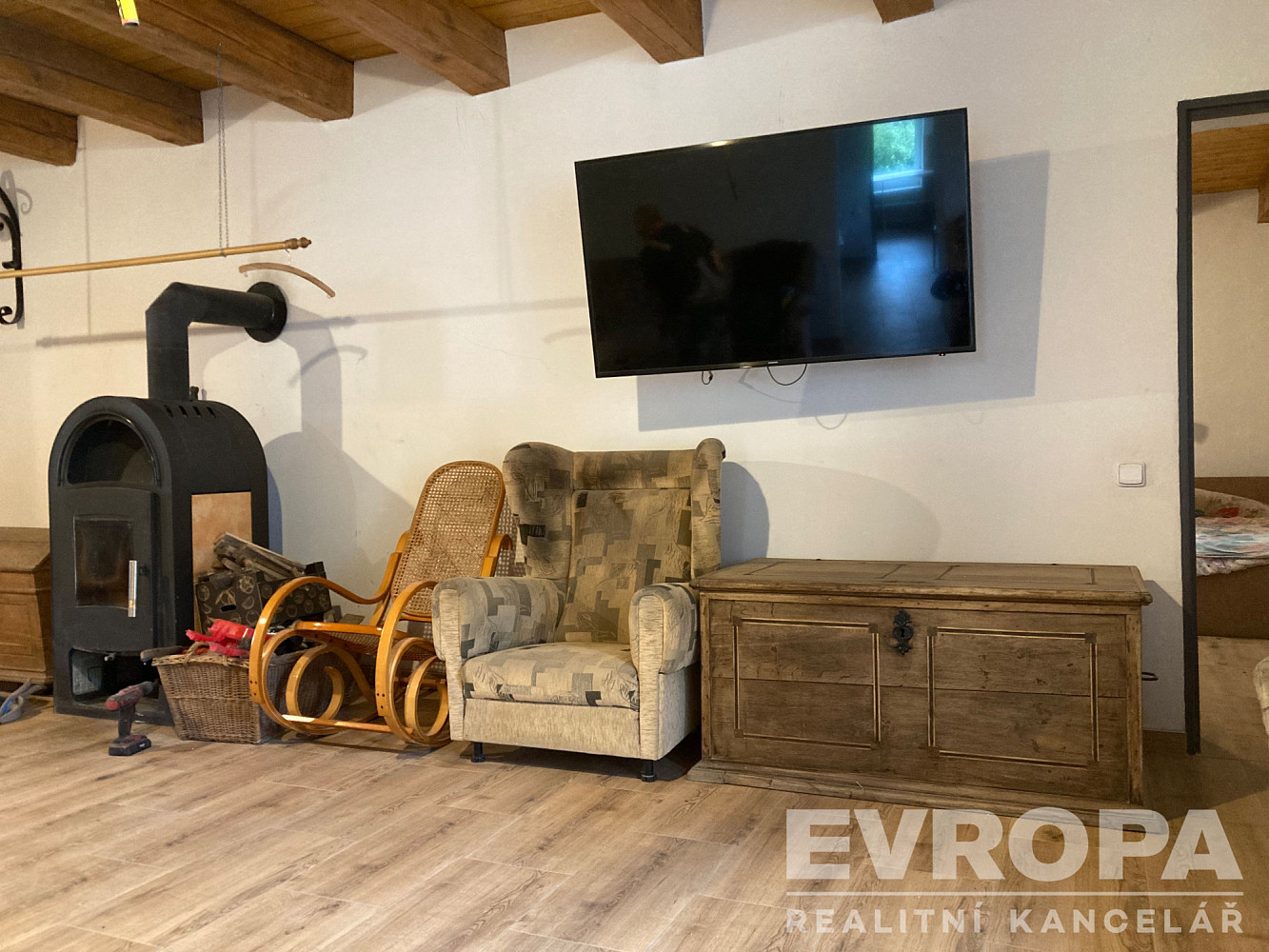 Pronájem domu 280 m² s pozemkem 877 m² — photo 2