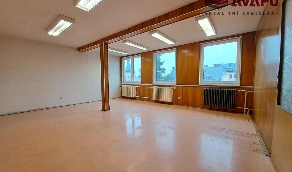 Pronájem kanceláře 63 m², Opava – náhled fotky 2
