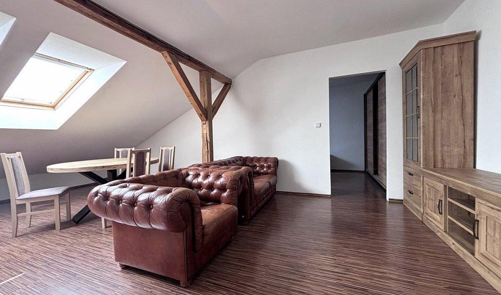 Pronájem bytu 2+kk 48 m², Starý Plzenec – náhled fotky 3