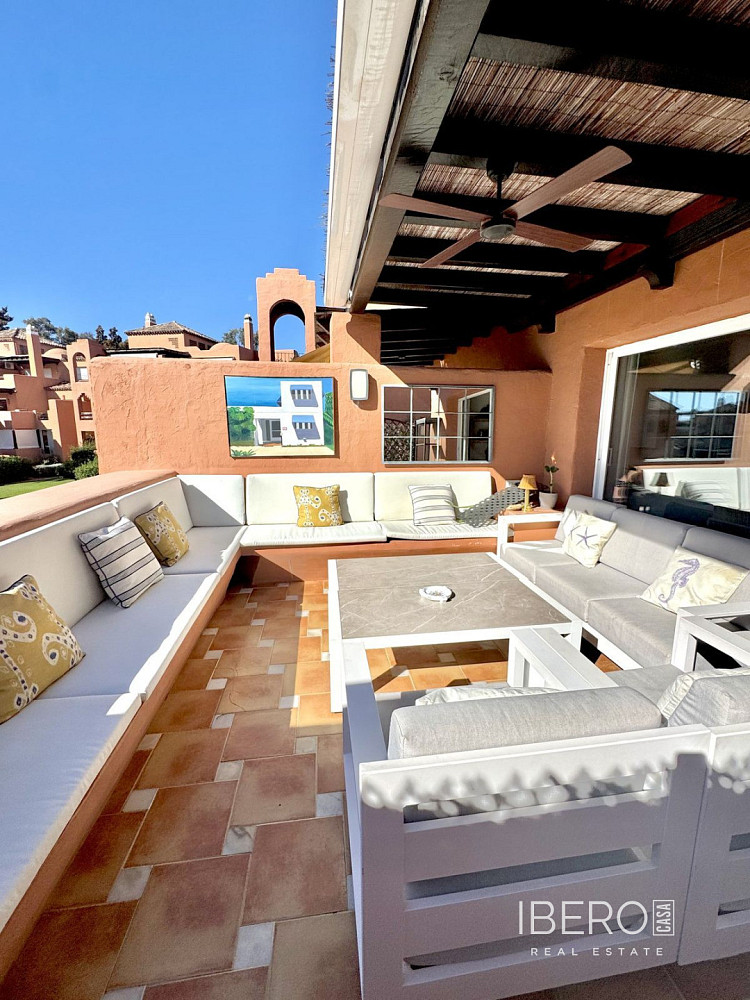 Piso 5+kk – Marbella, Guadalmina Baja, Guadalmina - Más