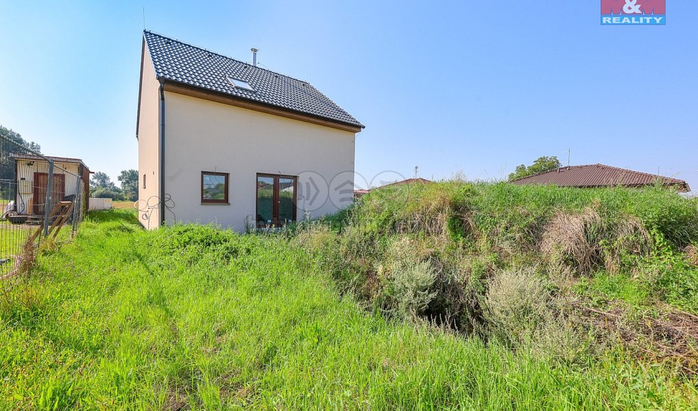 Prodej domu 160 m² s pozemkem 1 147 m², Bedihošť – náhled fotky 29