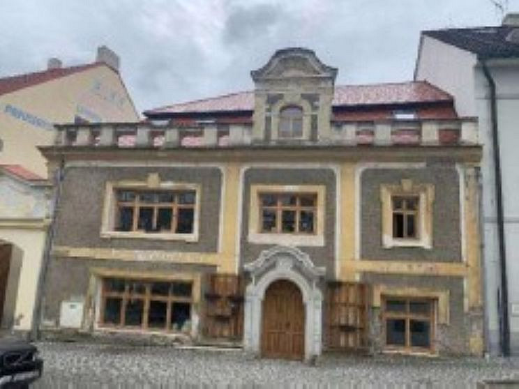 Dražba domu 431 m² s pozemkem 197 m²
