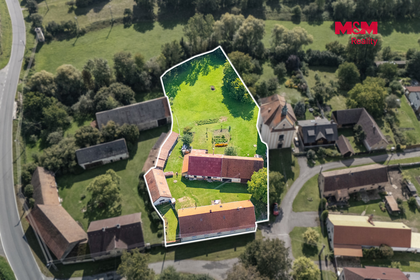 Prodej domu 180 m² s pozemkem 4 270 m²