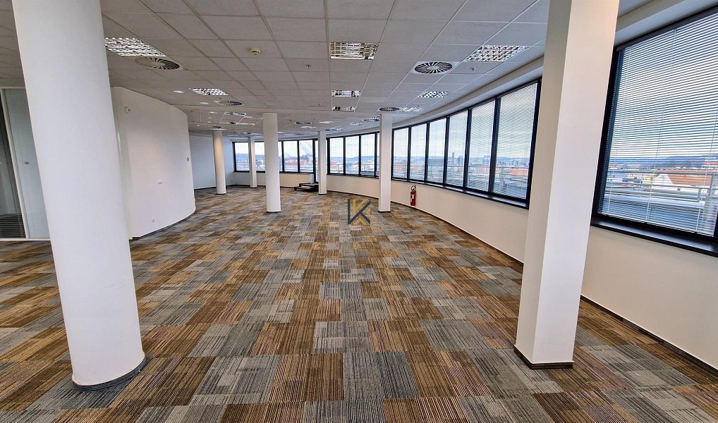 Pronájem kanceláře 746 m², Praha – náhled fotky 7