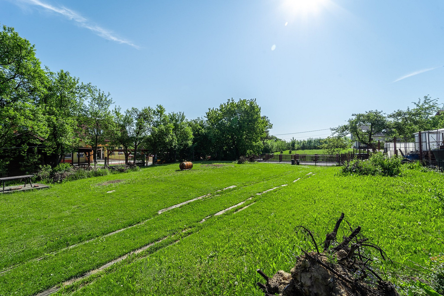 Prodej stavebního pozemku 829 m² – fotografie 5