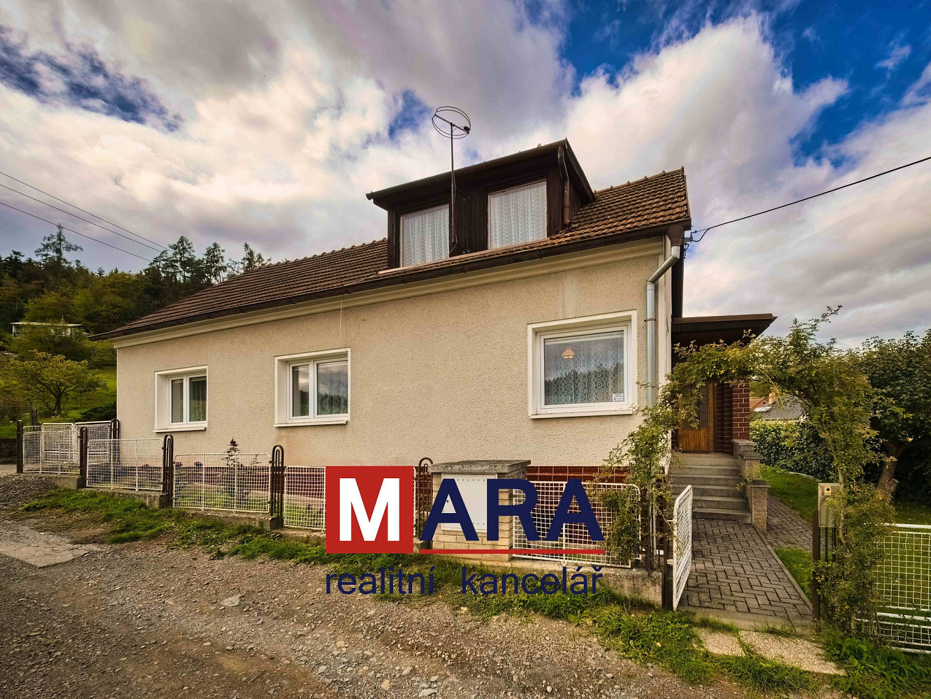 Prodej domu 137 m² s pozemkem 965 m²