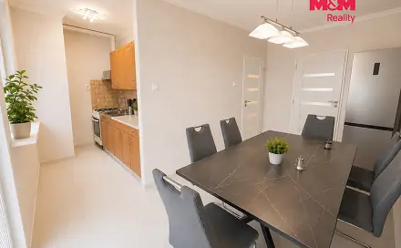 Prodej bytu 3+1 69 m², Velká Hradební, Ústí nad Labem - Ústí nad Labem-centrum