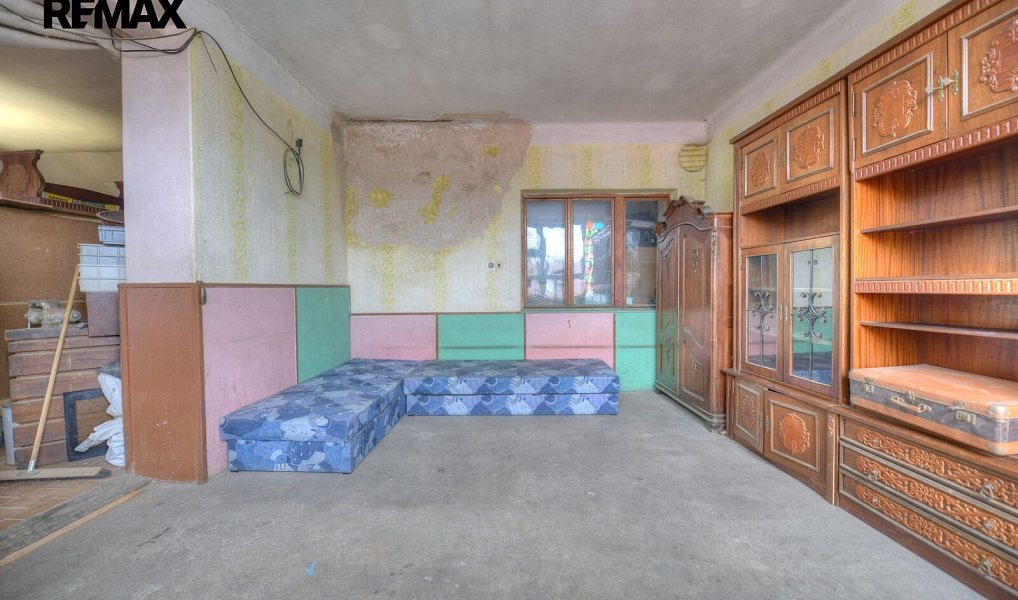 Prodej domu 325 m² s pozemkem 913 m², Zvěstov – náhled fotky 33