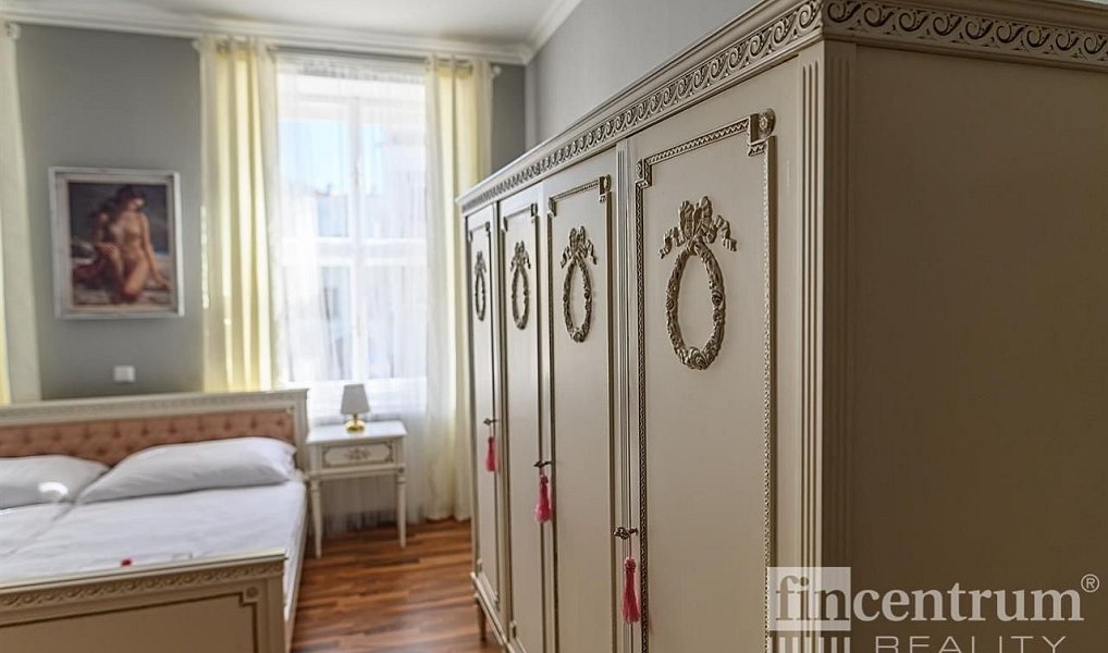 Prodej památky 800 m2 náměstí Zachariáše z Hradce, Telč, Telč – náhled fotky 19