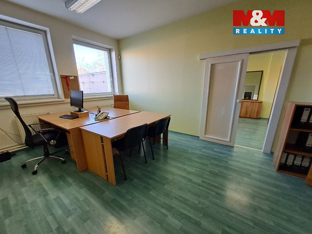 Pronájem kanceláře 200 m² — photo 5
