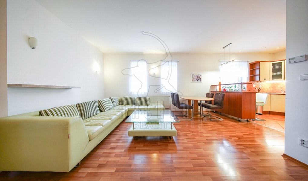 Prodej domu 324 m² s pozemkem 399 m², Praha – náhled fotky 7