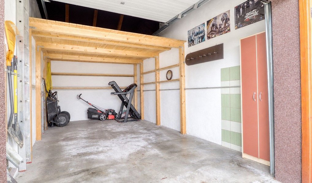 Prodej domu 145 m² s pozemkem 835 m², Zvole – náhled fotky 21