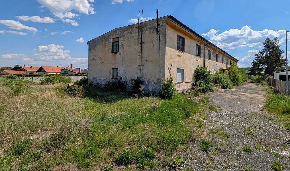 Prodej výrobních prostor 60 000 m², Podbořany – náhled fotky 15