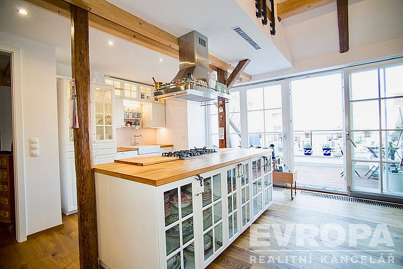 Prodej bytu 5+kk 240 m² – fotografie 4