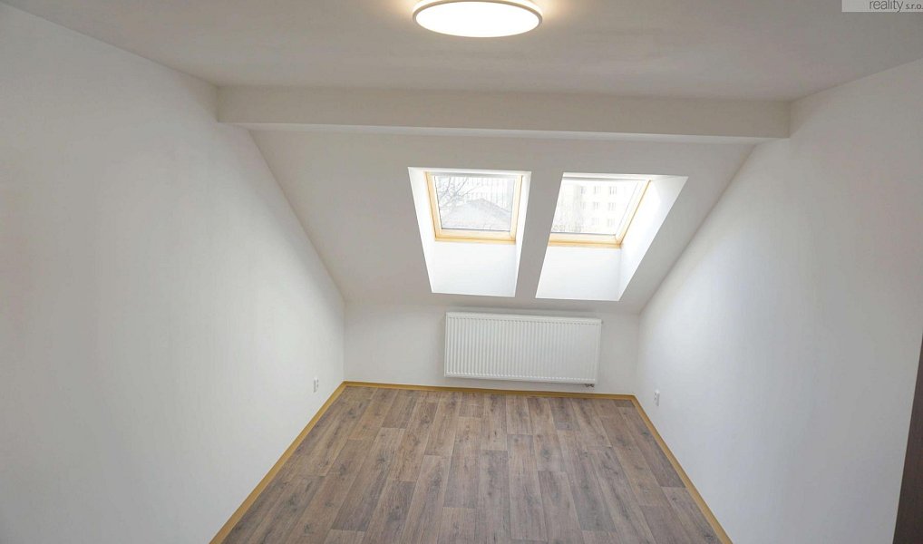 Pronájem bytu 4+kk 70 m², Litvínov – náhled fotky 17