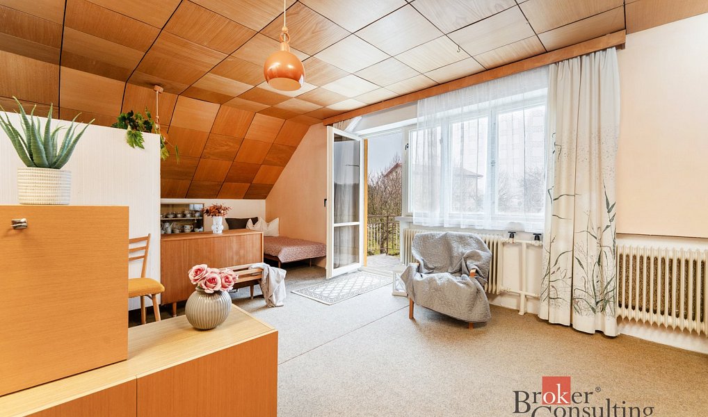 Prodej domu 146 m² s pozemkem 613 m², Lipoltice – náhled fotky 13