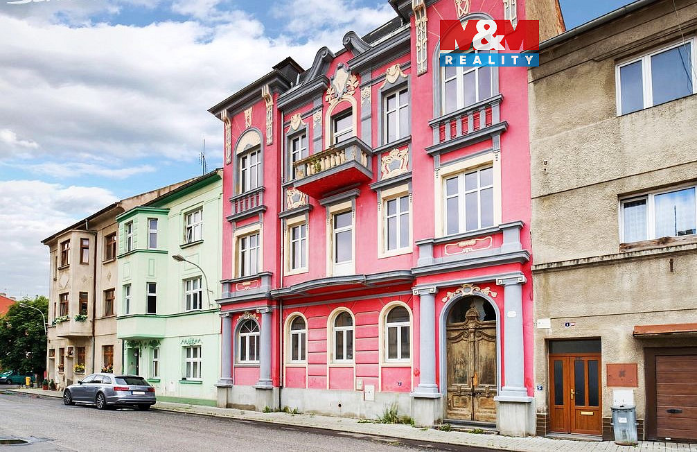 Prodej nájemního domu, činžáku 400 m²
