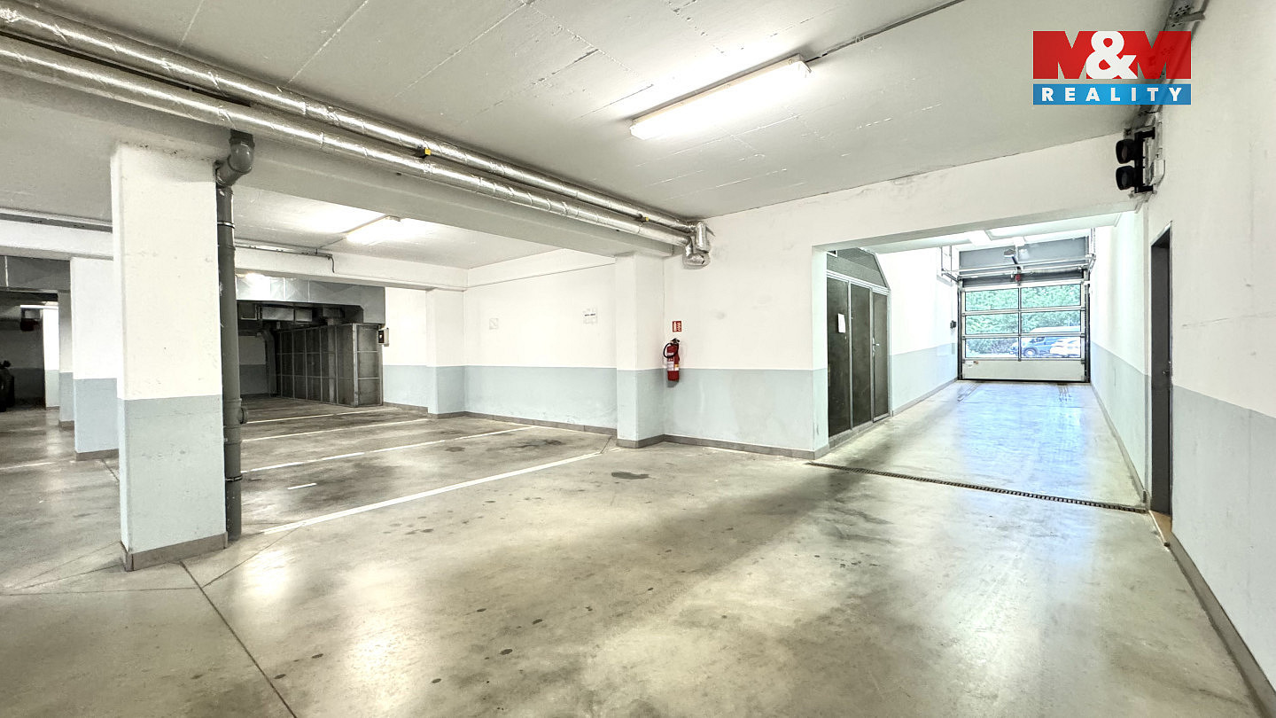 Pronájem garážového stání, 13 m2, Šumperk, ul. Langrova – fotografie 4