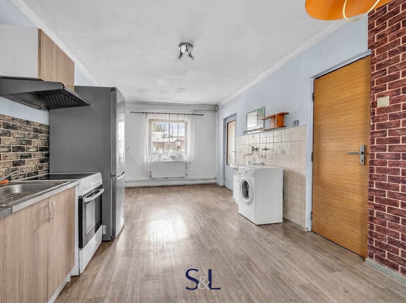 Prodej domu 100 m² s pozemkem 1 324 m² — photo 3
