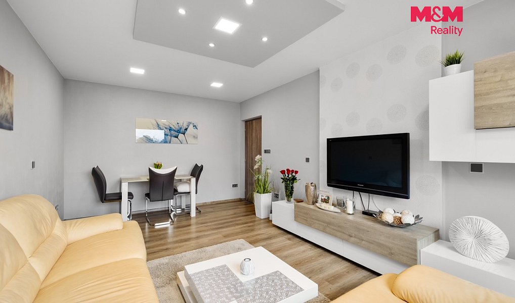 Prodej bytu 4+1 75 m², Slaný – náhled fotky 2