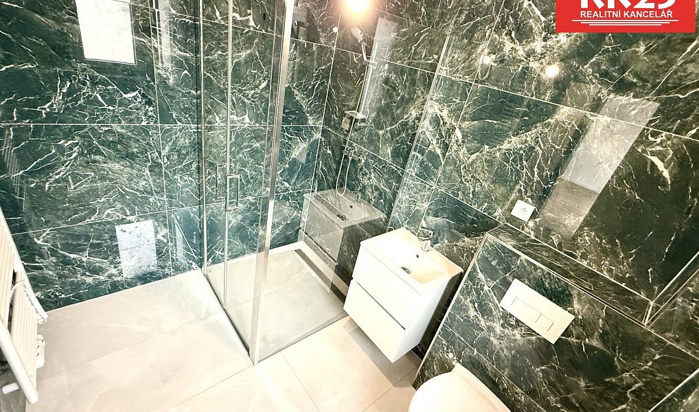 Prodej domu 200 m² s pozemkem 510 m², Velká Hleďsebe – náhled fotky 35