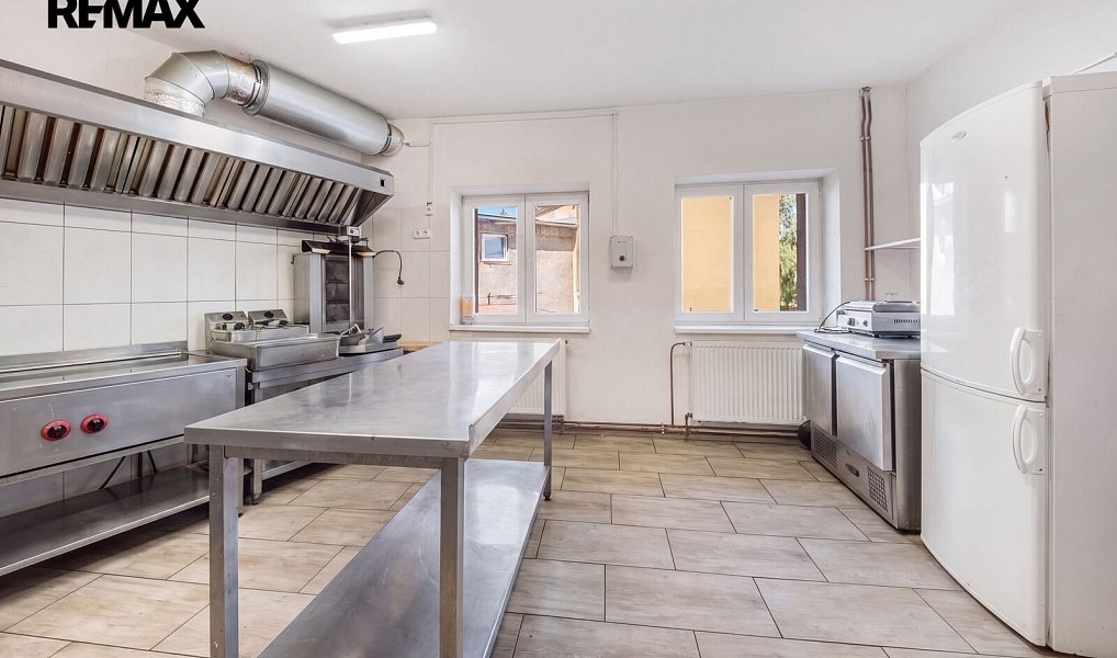 Prodej domu 200 m² s pozemkem 218 m², Mimoň – náhled fotky 7