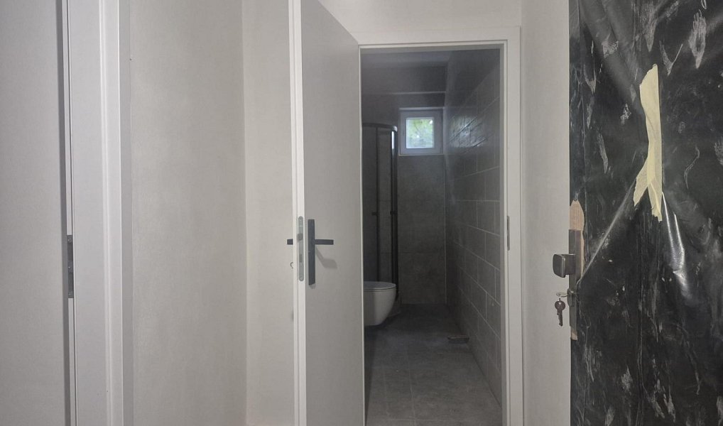 Pronájem bytu 1+kk 30 m², Praha – náhled fotky 4